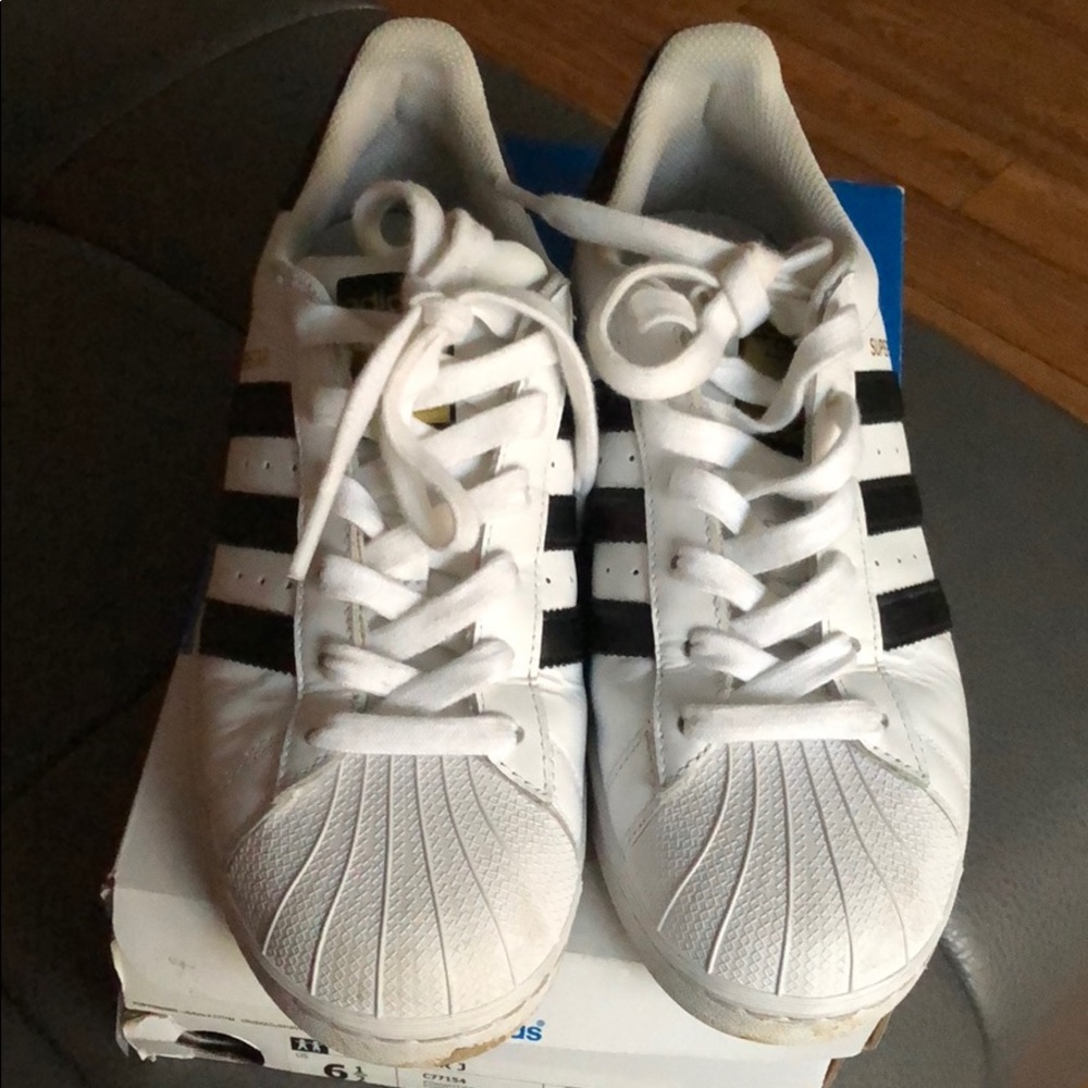 Adidas Superstar J